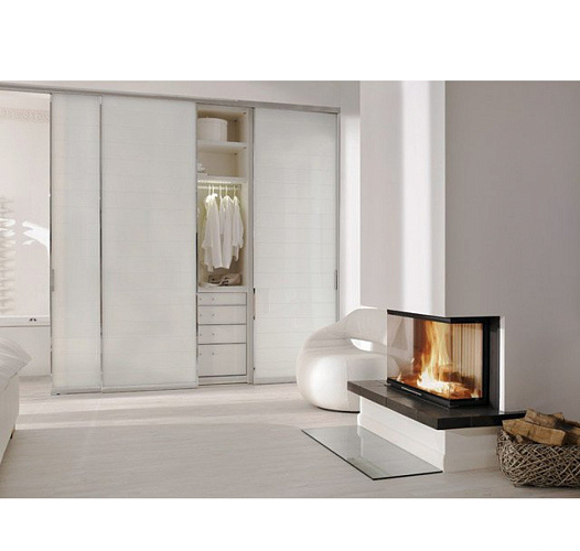 Brunner panorama-kamin 42/42/42/42, рамка узкая черная_1 Brunner panorama-kamin 42/42/42/42, рамка узкая черная_1